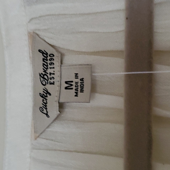 Lucky NWOT Blush Tunic Blouse - Picture 3 of 6